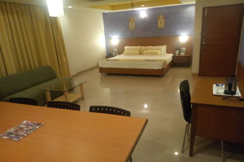 Goa Woodlands Hotel-Room-3